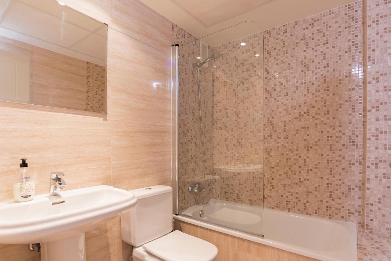 Livemalaga Ventura & Parking Apartment Ngoại thất bức ảnh